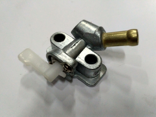 Кран топливного бака для DG-D186